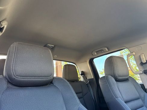 Used 2023 Nissan Frontier SV w/ Technology Package image 24