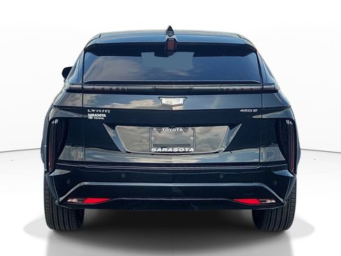 Used 2024 Cadillac Lyriq Sport RWD image 5