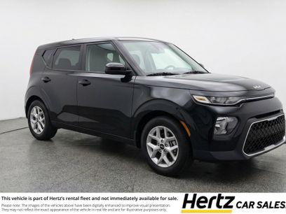 Used 2025 Kia Soul LX w/ LX Technology Package