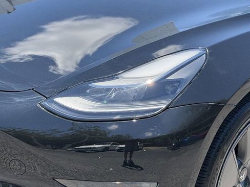 Used 2023 Tesla Model 3 Standard Range RWD image 10