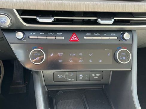 Used 2025 Hyundai Sonata SEL image 19