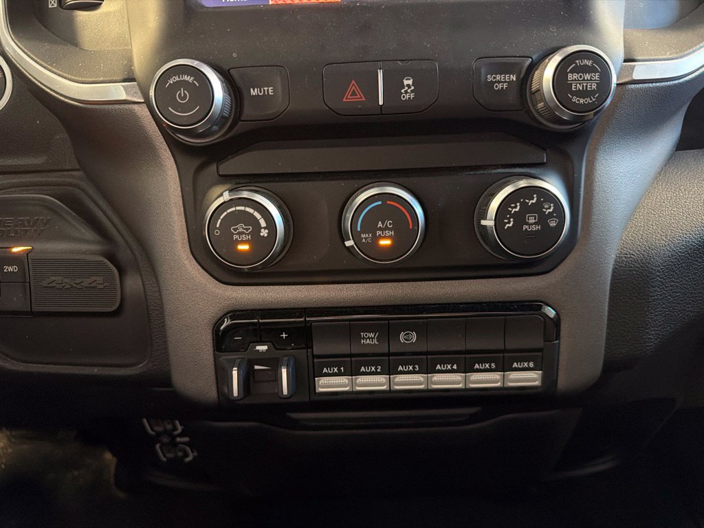 Used 2022 RAM 2500 Big Horn w/ Snow Chief Group AWD/4WD image 10