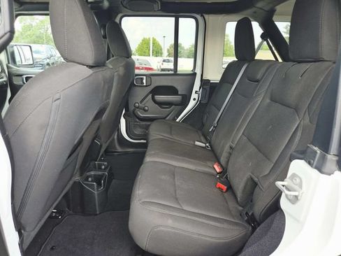 Used 2023 Jeep Wrangler Unlimited Sport AWD/4WD image 9
