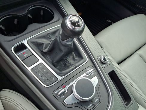 Used 2018 Audi A4 2.0T Premium Plus AWD/4WD image 14