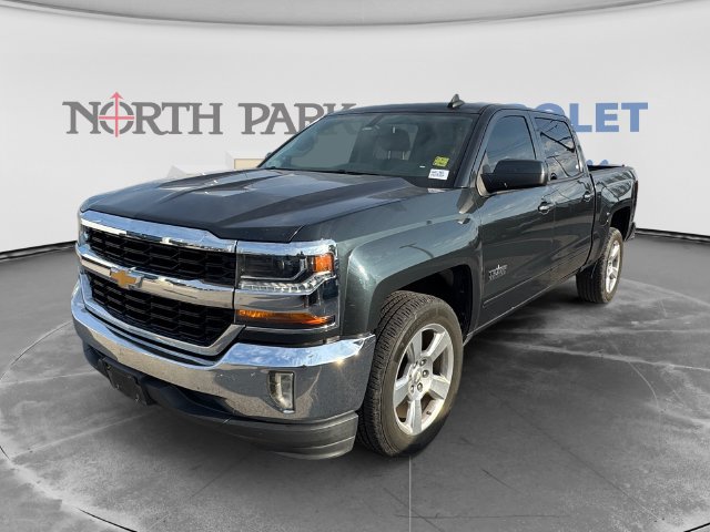 Used 2018 Chevrolet Silverado 1500 LT w/ Texas Edition RWD image 7