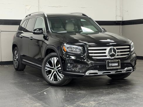 Certified 2026 Mercedes-Benz GLB 250 image 2