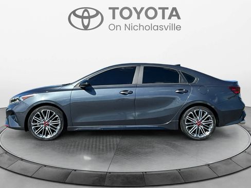 Used 2023 Kia Forte GT FWD image 3