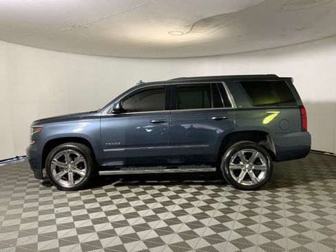 Used 2019 Chevrolet Tahoe LT w/ LT Signature Package AWD/4WD image 8