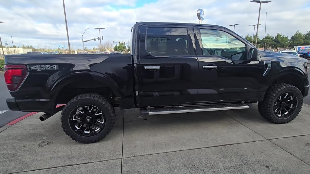 Used 2025 Ford F150 XLT w/ Equipment Group 301A Standard AWD/4WD image 5