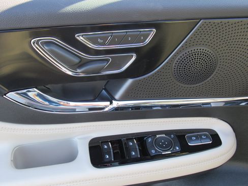 New 2026 Lincoln Corsair Premiere FWD image 13