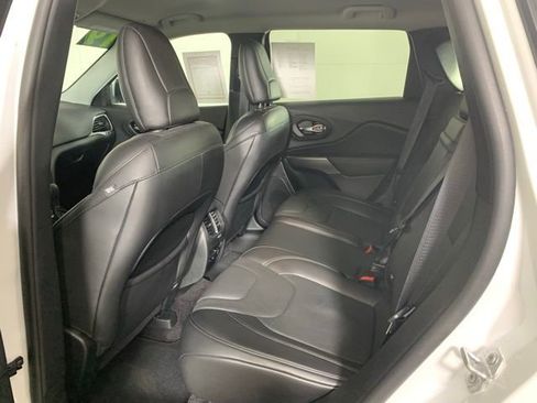 Used 2019 Jeep Cherokee Limited w/ Trailer Tow Group image 25