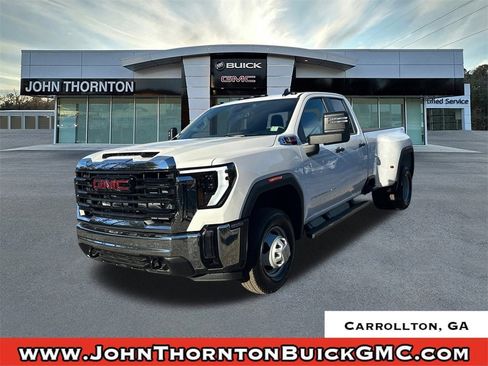 New 2026 GMC Sierra 3500 Pro image 1