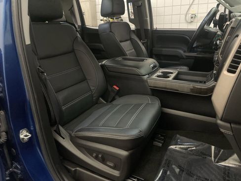 Used 2016 GMC Sierra 2500 Denali w/ Duramax Plus Package image 22