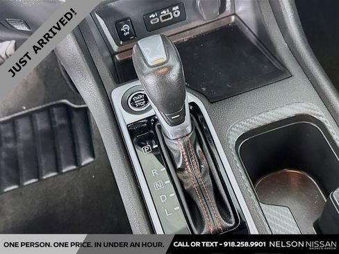 Certified 2025 Nissan Sentra SR w/ Midnight Edition image 16