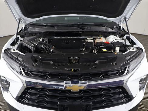 Used 2024 Chevrolet Blazer LT w/ Convenience Package image 18