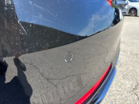 Used 2019 Mercedes-Benz S 560 4MATIC Sedan image 17
