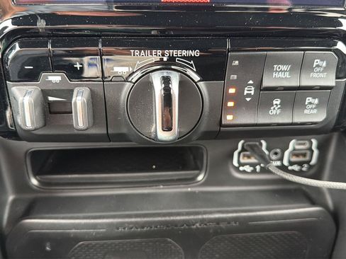 Used 2022 RAM 1500 Limited AWD/4WD image 22