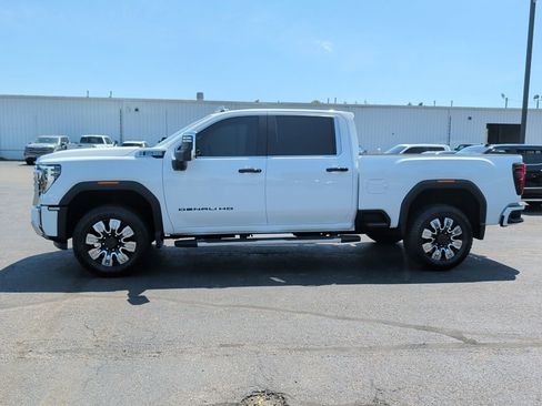 Certified 2025 GMC Sierra 3500 Denali w/ Denali Reserve Package AWD/4WD image 1
