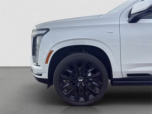 Used 2025 Cadillac Escalade Sport Platinum w/ LPO, ONYX Package image 20