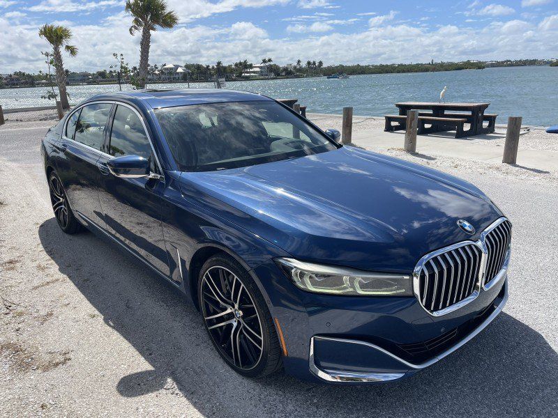 Used 2022 BMW 750i xDrive AWD/4WD image 42