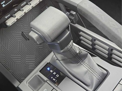 Certified 2024 Toyota Tacoma SR5 image 11