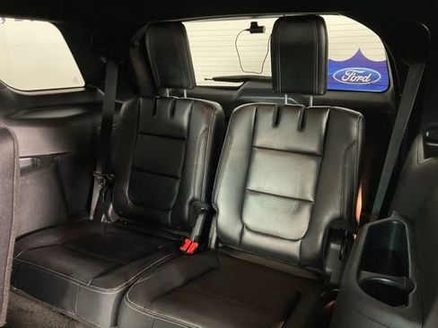 Used 2016 Ford Explorer Limited w/ Equipment Group 301A image 17
