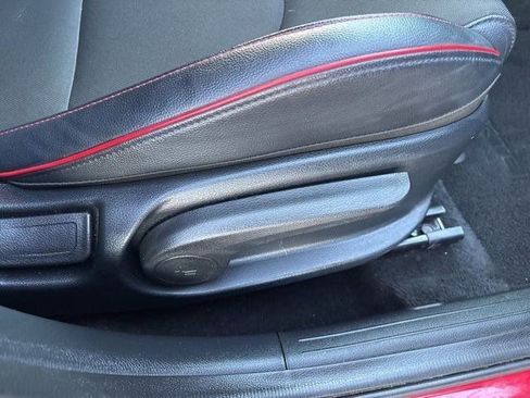 Used 2023 Kia Forte GT image 39