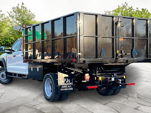 New 2026 Ford F550 4x4 Crew Cab image 3