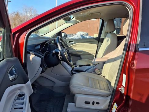 Used 2016 Ford Escape SE w/ SE Leather Comfort Package image 15
