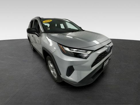 Used 2024 Toyota RAV4 LE AWD/4WD image 1