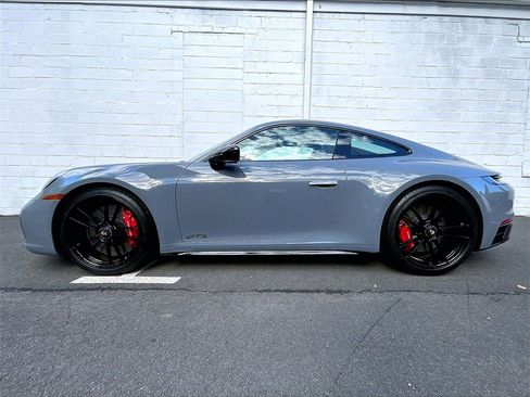 Certified 2024 Porsche 911 Carrera GTS image 2