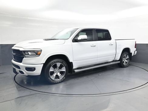 Used 2022 RAM 1500 Laramie w/ Sport Appearance Package AWD/4WD image 9
