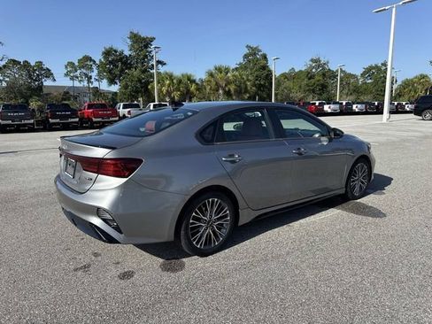 Used 2022 Kia Forte GT-Line w/ GT-Line Premium Package FWD image 3