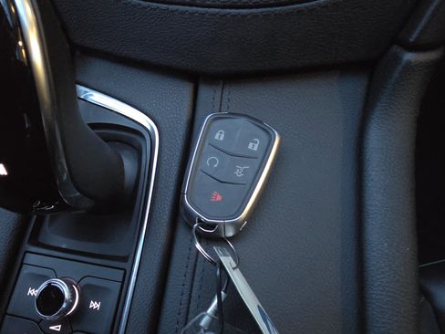 Certified 2025 Cadillac XT6 Premium Luxury image 42