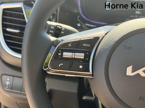 New 2026 Kia Seltos S FWD image 15