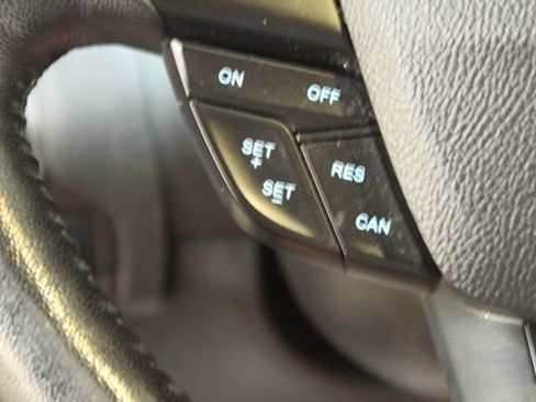 Used 2016 Ford Focus SE w/ Equipment Group 201A FWD image 15