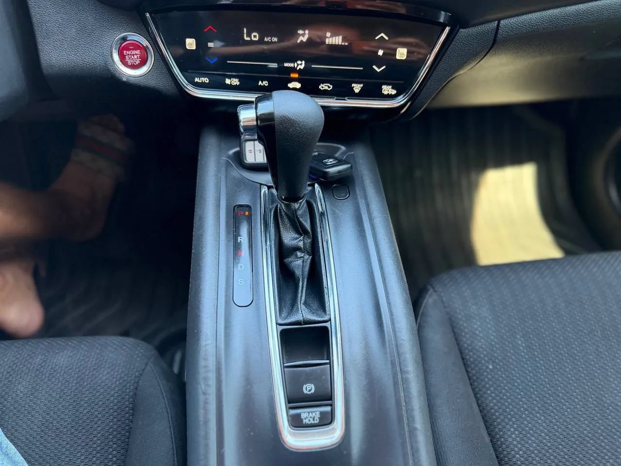 Used 2018 Honda HR-V EX image 45