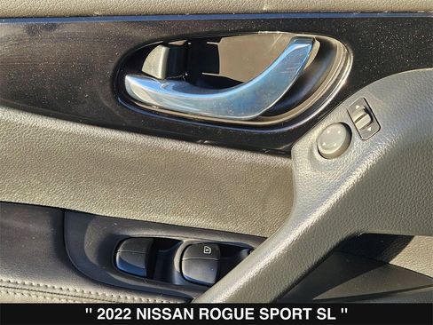 Used 2022 Nissan Rogue Sport SL image 15