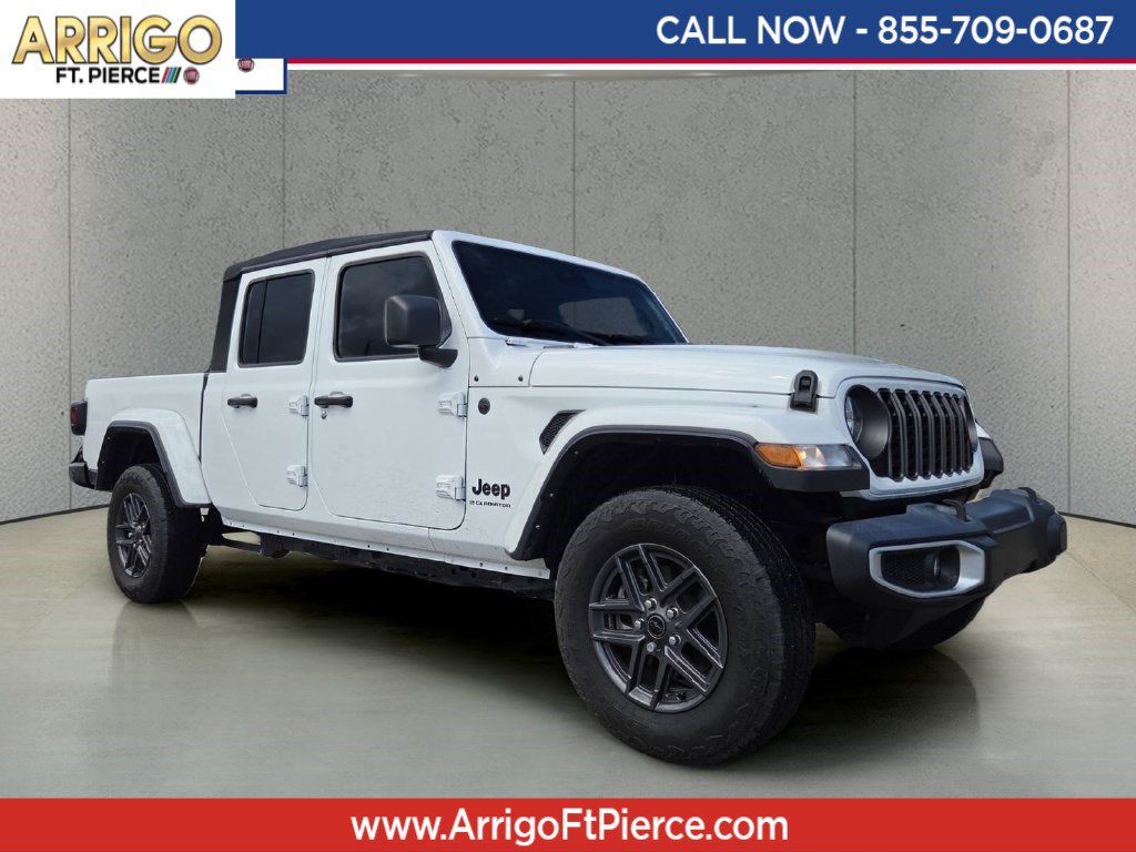 Used 2024 Jeep Gladiator Sport AWD/4WD image 1