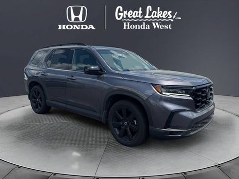 Used 2025 Honda Pilot Black Edition image 7