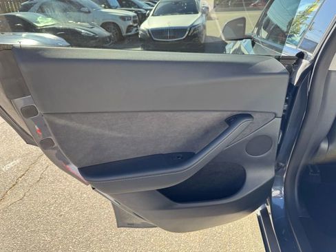 Used 2023 Tesla Model Y Long Range image 15