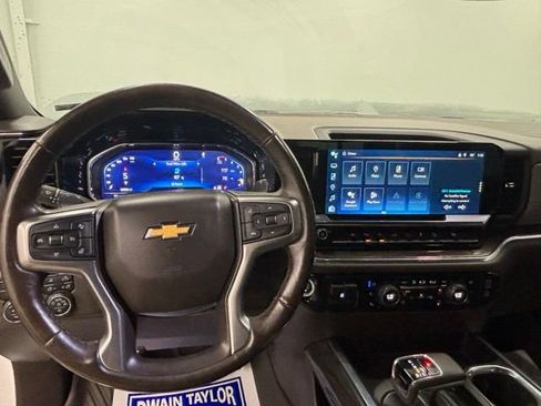 Used 2023 Chevrolet Silverado 1500 LTZ AWD/4WD image 25
