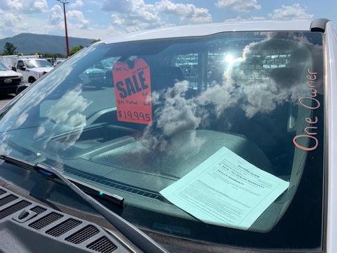 Used 2019 Ford F250 XL RWD image 4