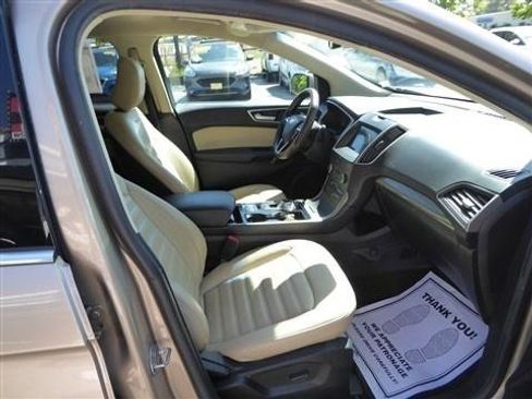 Used 2020 Ford Edge SEL w/ Convenience Package FWD image 23