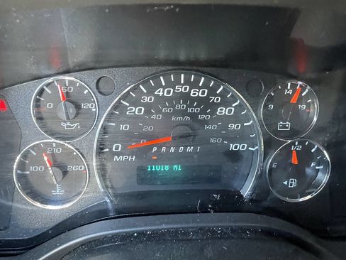 Used 2025 GMC Savana 2500 w/ Driver Convenience Package RWD image 29