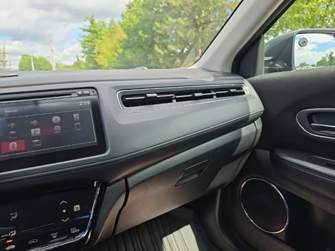 Used 2018 Honda HR-V EX image 20