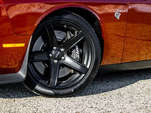 Used 2022 Dodge Challenger SRT Hellcat image 9