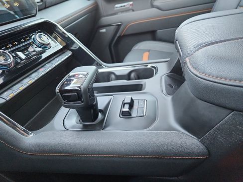 Used 2023 GMC Sierra 1500 AT4 w/ AT4 Premium Package image 20