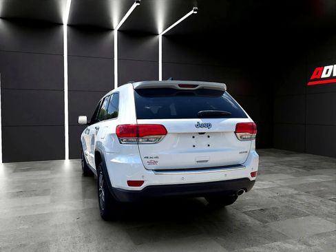 Used 2018 Jeep Grand Cherokee Limited AWD/4WD image 5