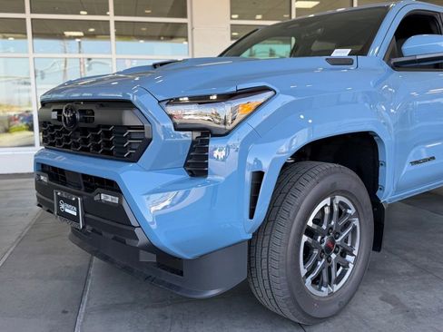 New 2026 Toyota Tacoma TRD Sport AWD/4WD image 3
